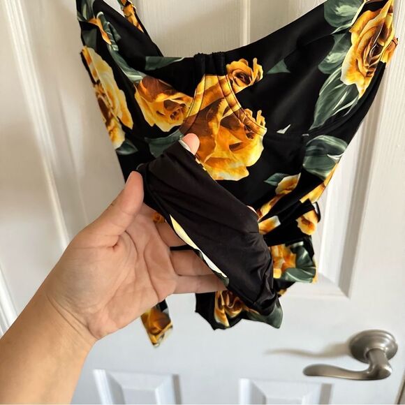 Onia x WeWoreWhat Danielle Floral One Piece Belted Swimsuit Women’s Large - Picture 5 of 11